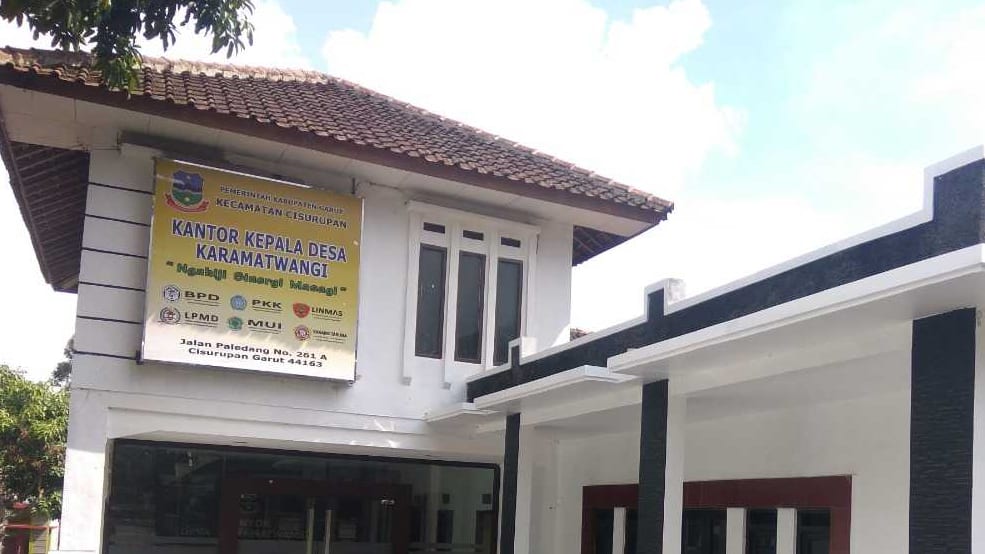 Kantor Desa Karamatwangi